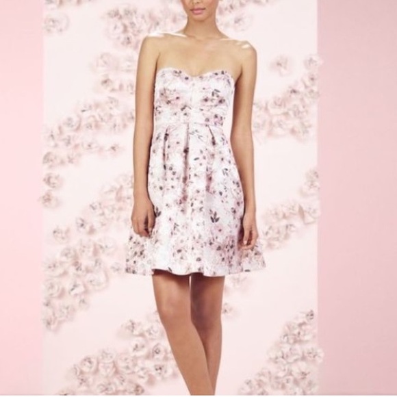Lauren Conrad Runway Strapless Floral Dress. Pre-Owned. - Picture 3 of 10